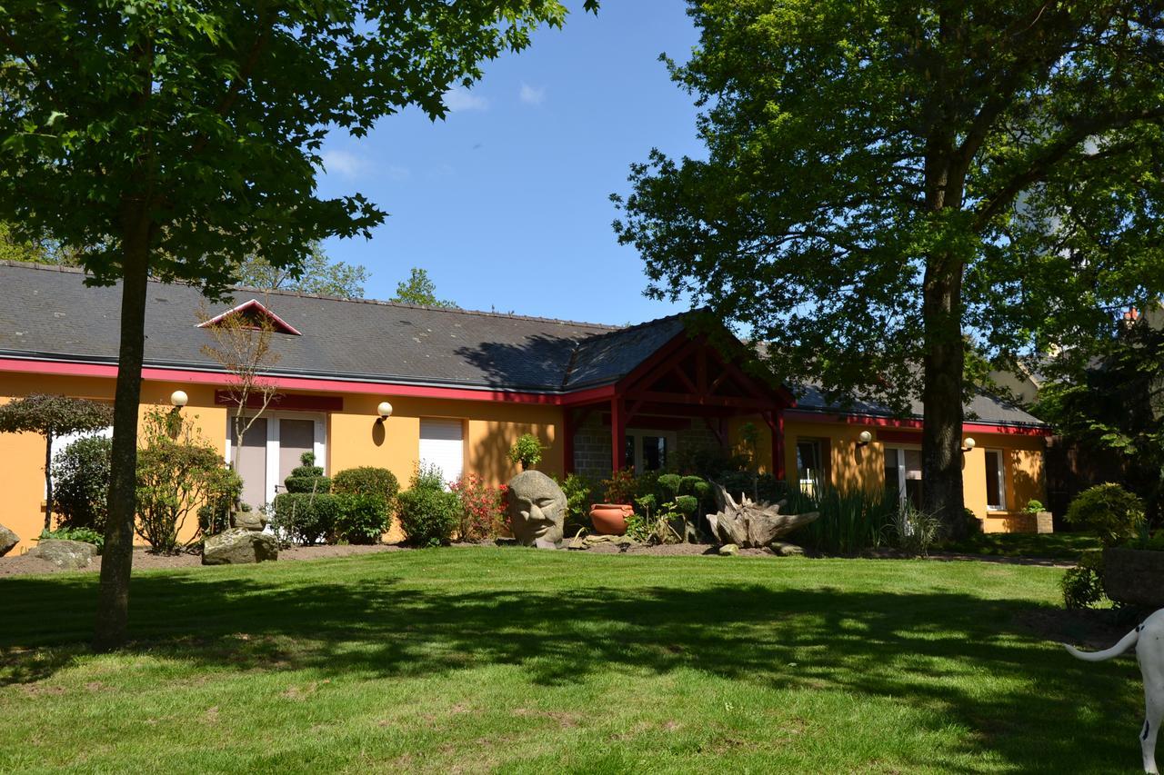 Hotel Roc Land Les Portes du Coglais Kültér fotó