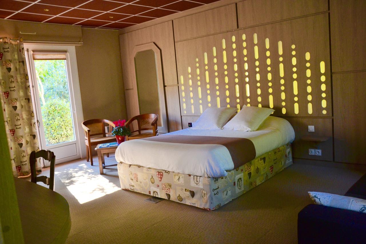 Hotel Roc Land Les Portes du Coglais Kültér fotó